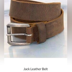 “Buckle” Brand Leather Belt-NWT